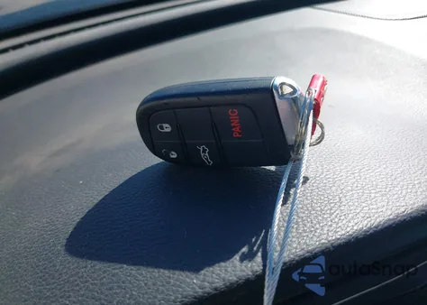 2015 Chrysler 200 Limited z USA, uszkodzony, nr VIN 1C3CCCAB8FN584671